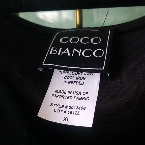 NWT Coco Bianco blouse - Picture 2 of 5
